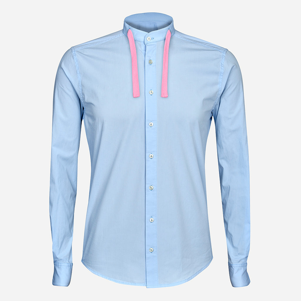 Hoodie-Hemd hellblau mit Kordel in rosa