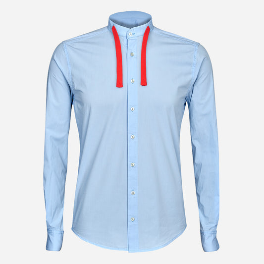 Hoodie-Hemd hellblau mit Kordel in rot